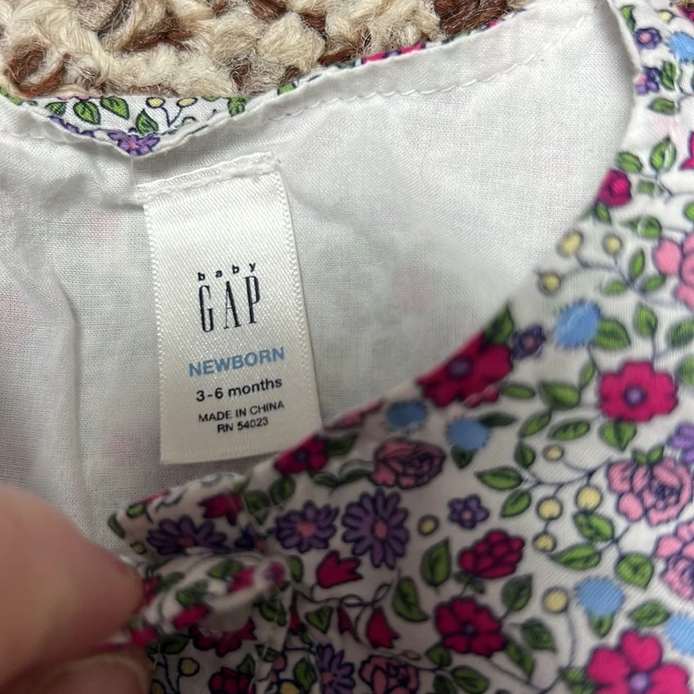 Baby girls Gap set‎